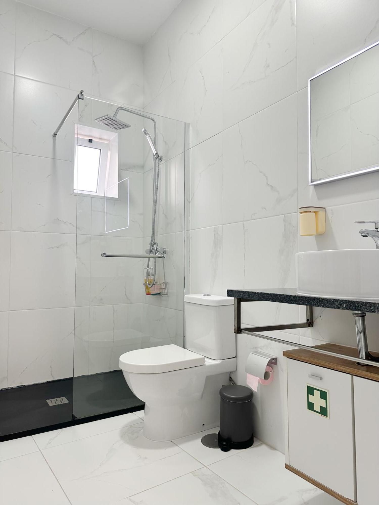 Central Cozy Stay 2 Ac Near Metro بورتو المظهر الخارجي الصورة