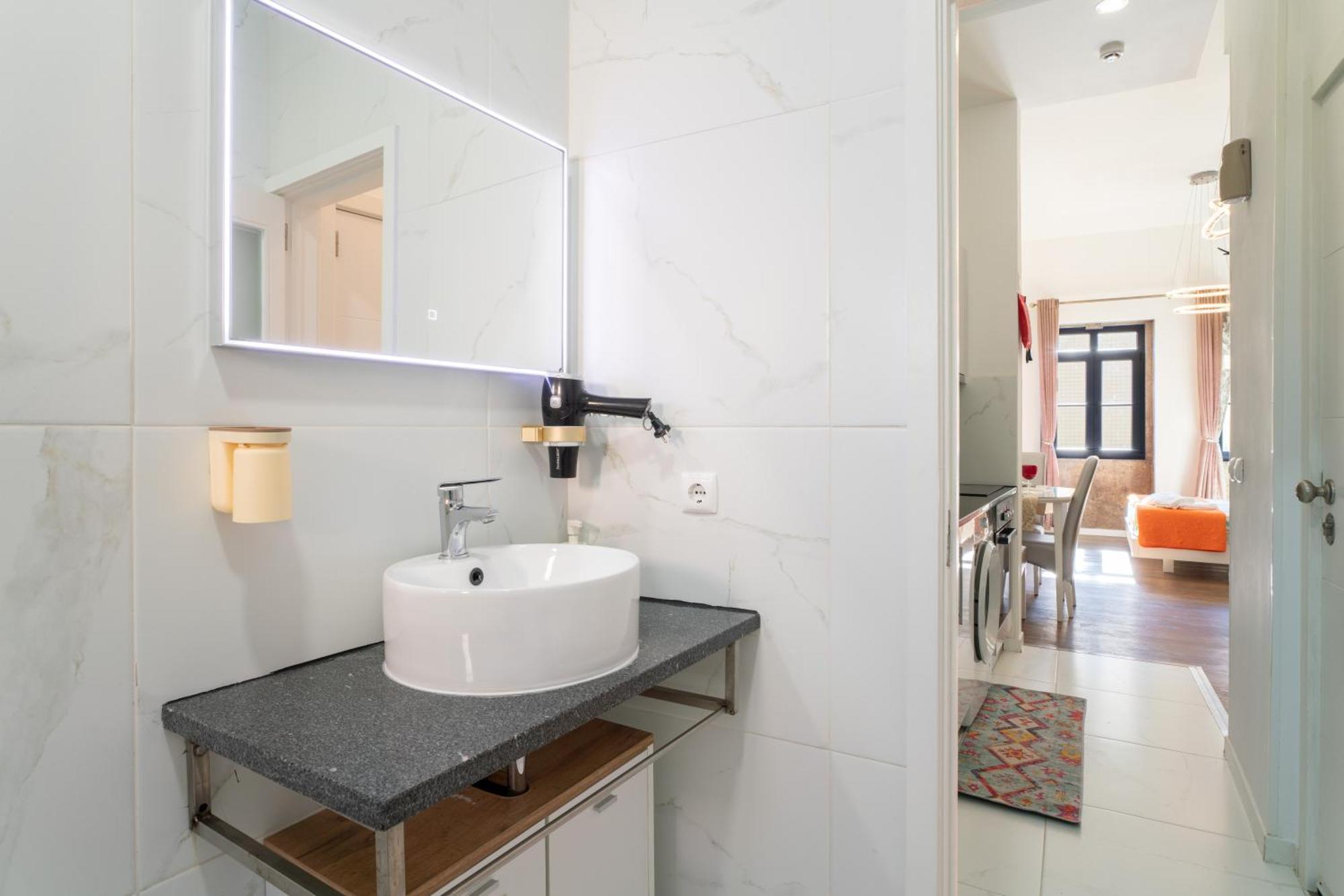 Central Cozy Stay 2 Ac Near Metro بورتو المظهر الخارجي الصورة